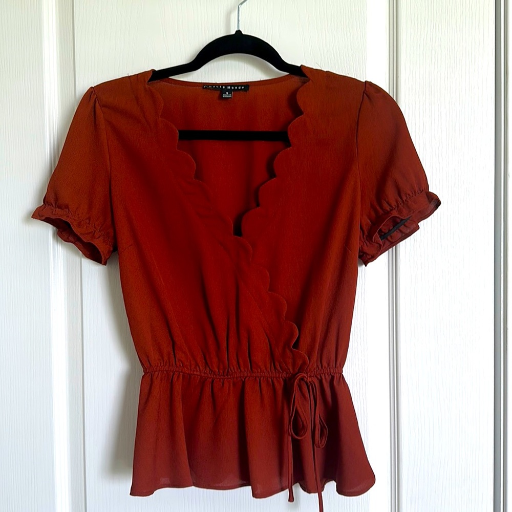 NWT Haute Monde Ruffle-Trim Surplice Peplum Top